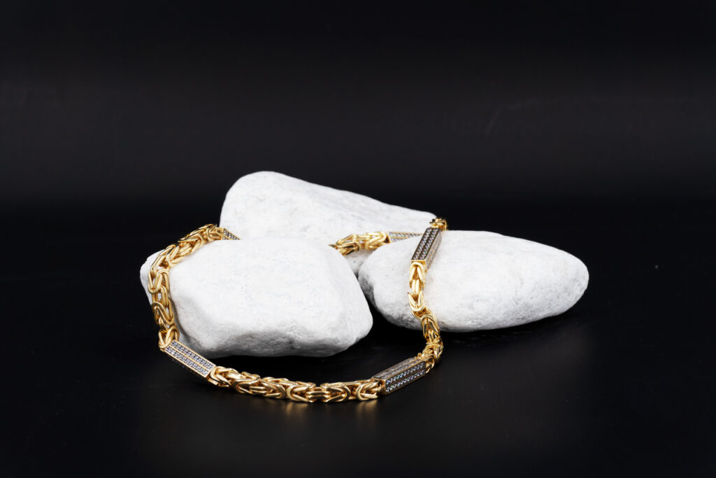 Königsketten Mit Edelsteinen - Atli Gold - Premium Goldschmuck &Amp; Goldketten Online Kaufen