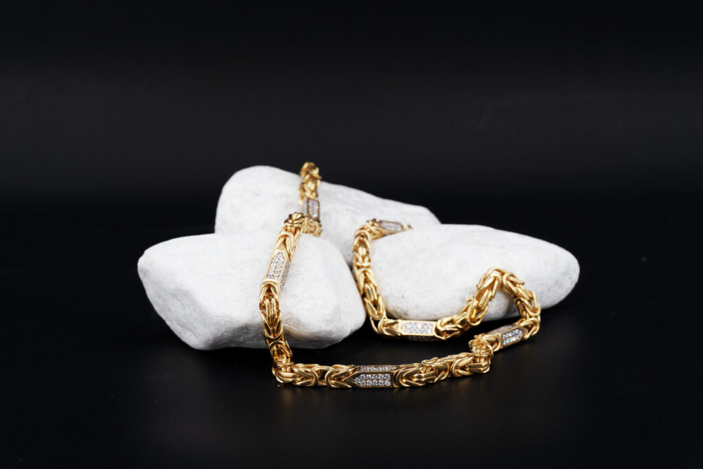 Königsketten Mit Edelsteinen - Atli Gold - Premium Goldschmuck &Amp; Goldketten Online Kaufen